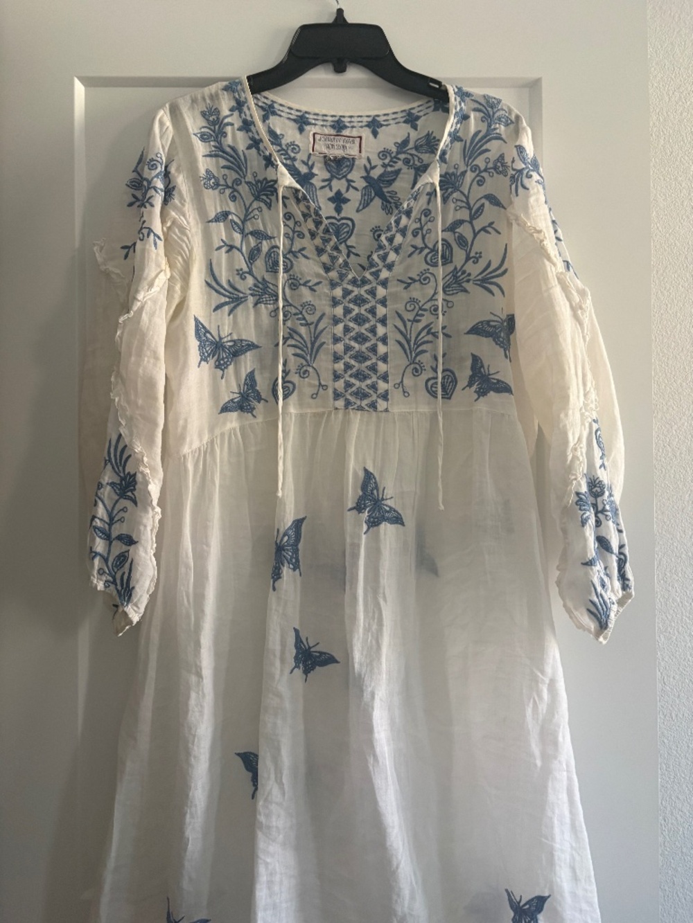 Johnny was midi dress w embroidery